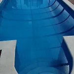 Schoenes Mit Grossen Pool 250 M Vom Balaton Balatonmáriafürdő